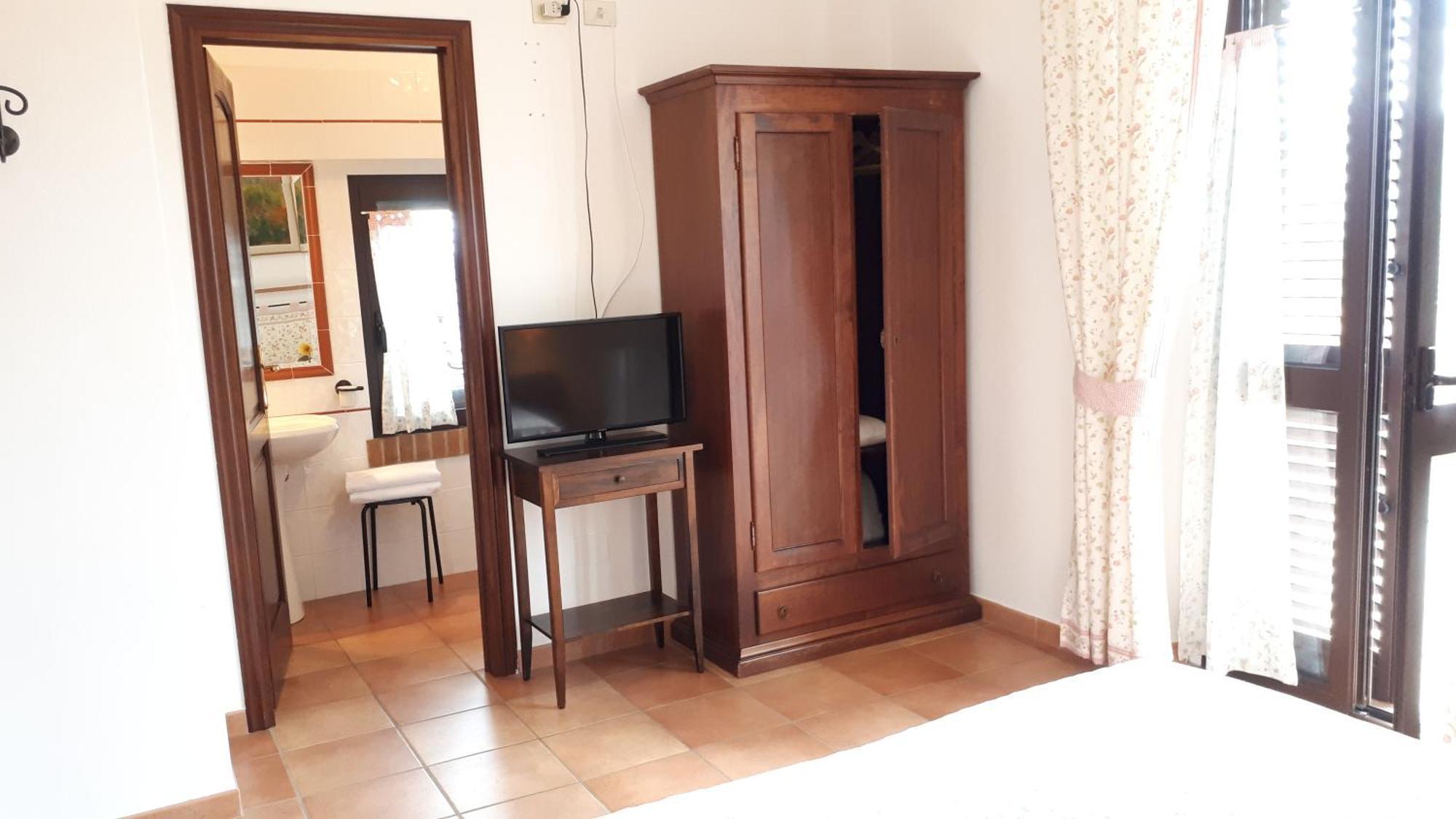 Agriturismo La Talpa Marsiliana Phòng bức ảnh